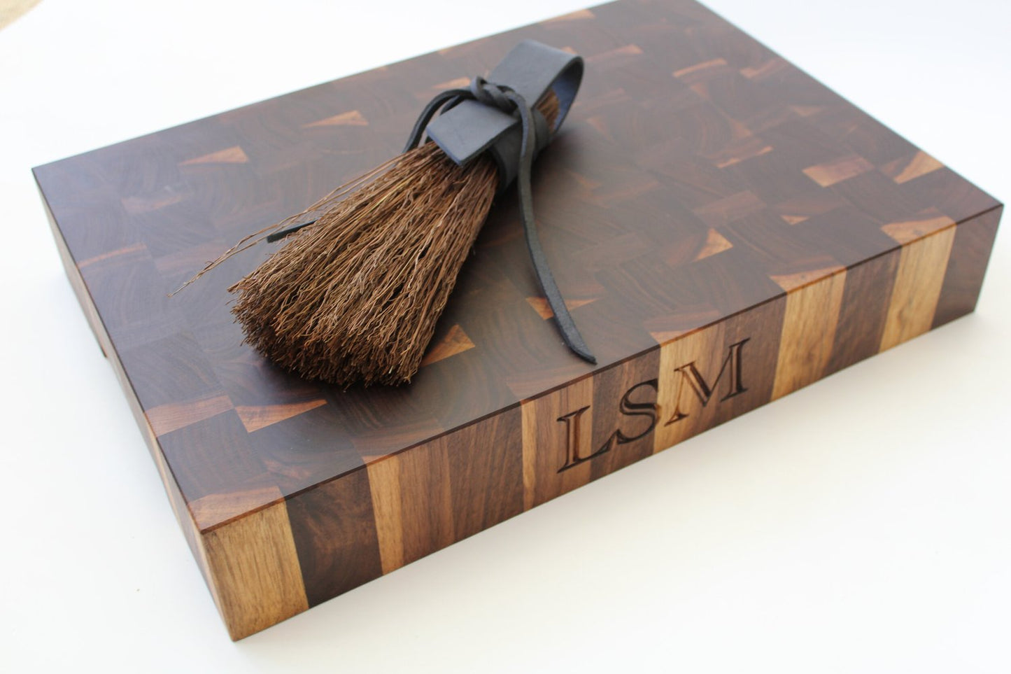 black-nesting-brush-on-Chef’s-walnut-chopping-block