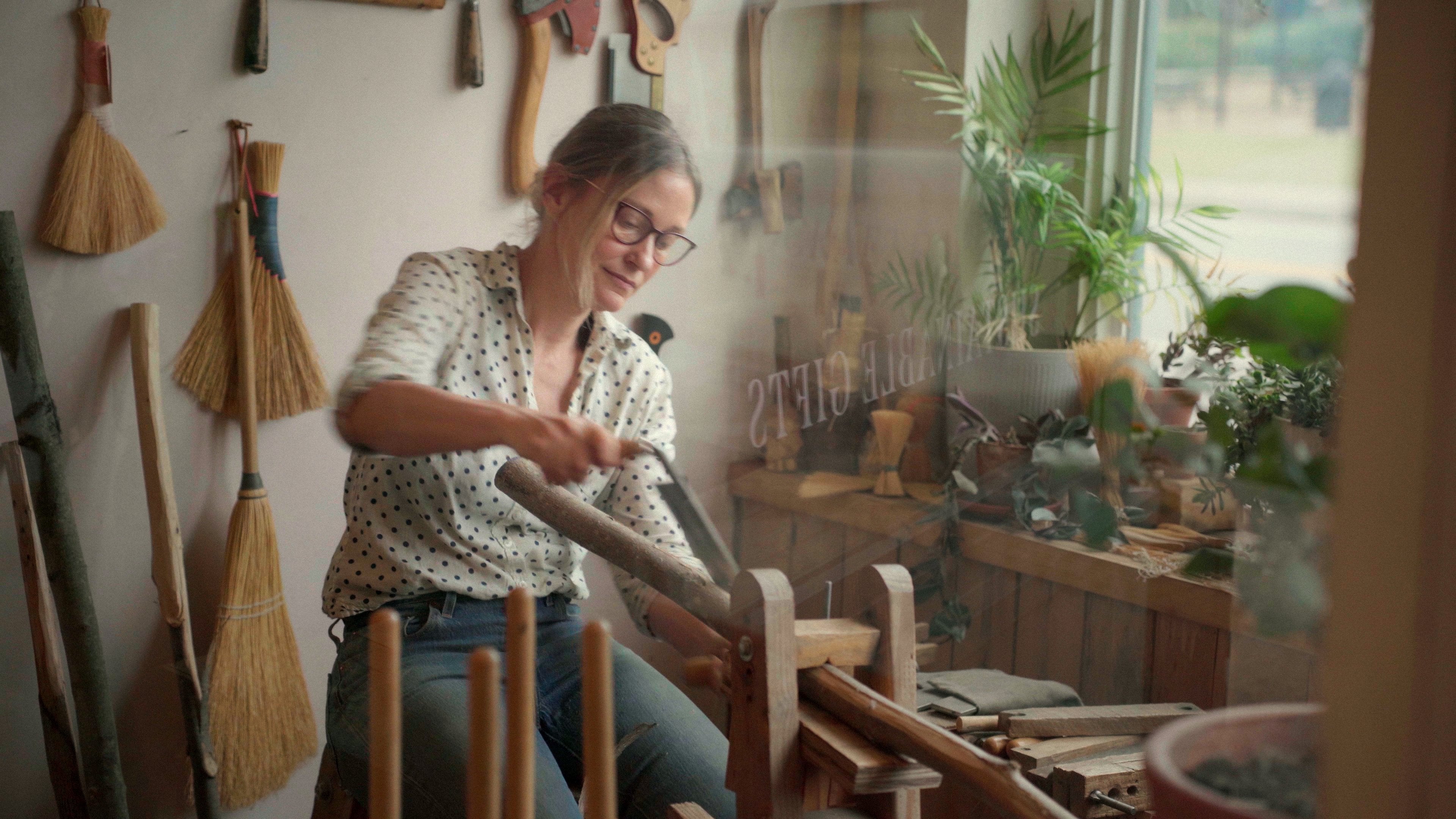 Tightening Up Your Weaving with Cynthia Main