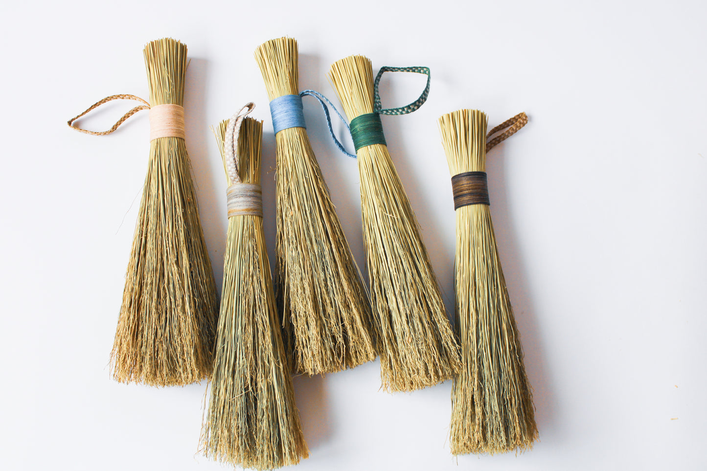 Many-Small-Brushes-Pink-Two-Tone-Light-Blue-Green-Brown