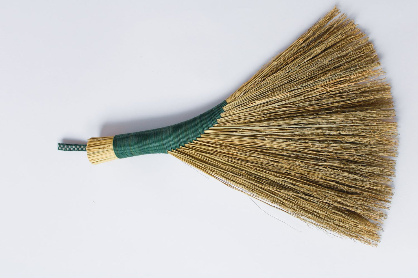 Tampico-Brush-With-Green-Threaded-Handle