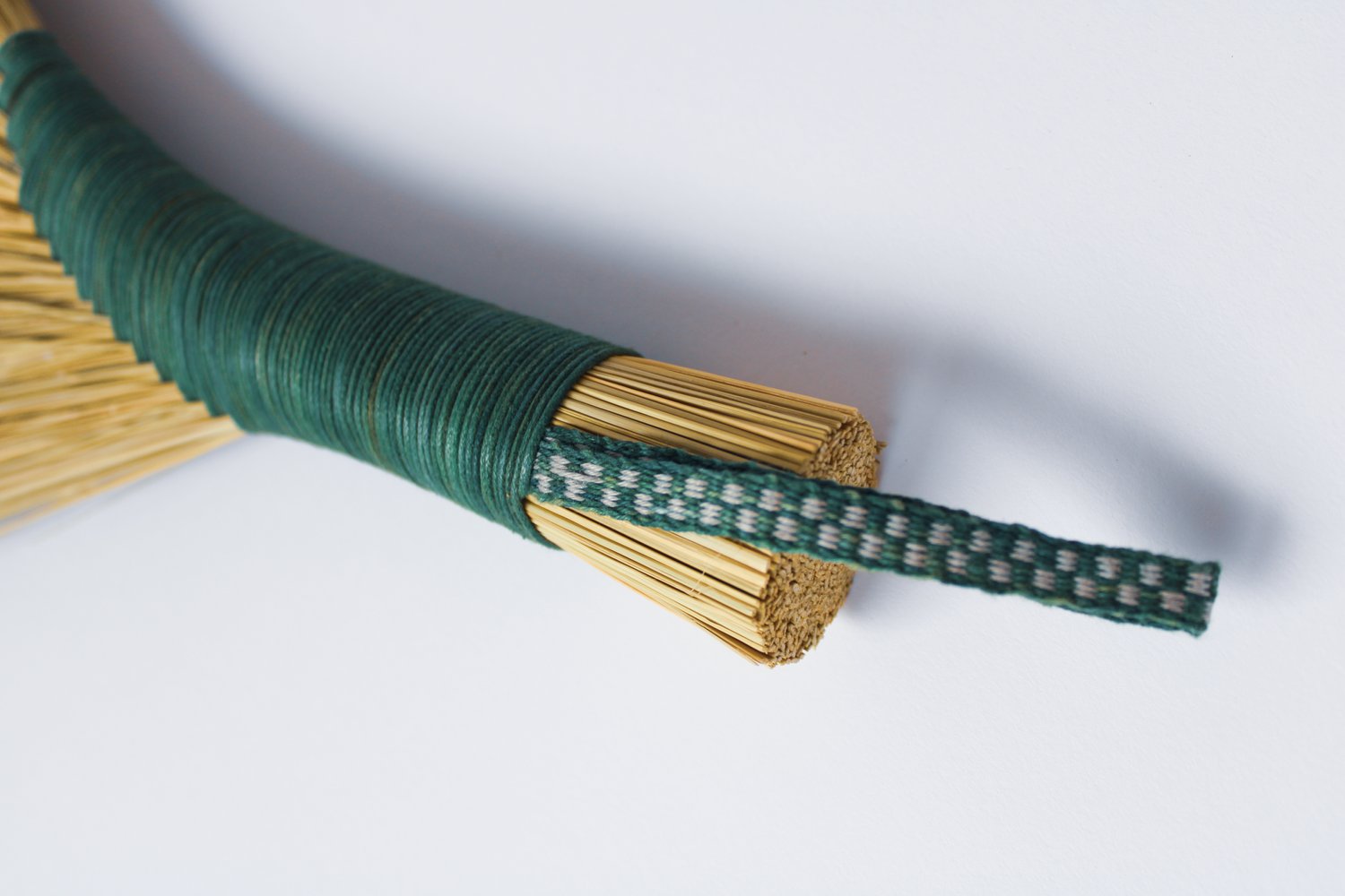 Tampico-Brush-With-Green-Threaded-Handle