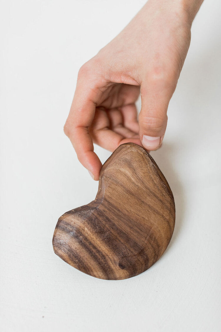 Wooden-gua-sha-scraper