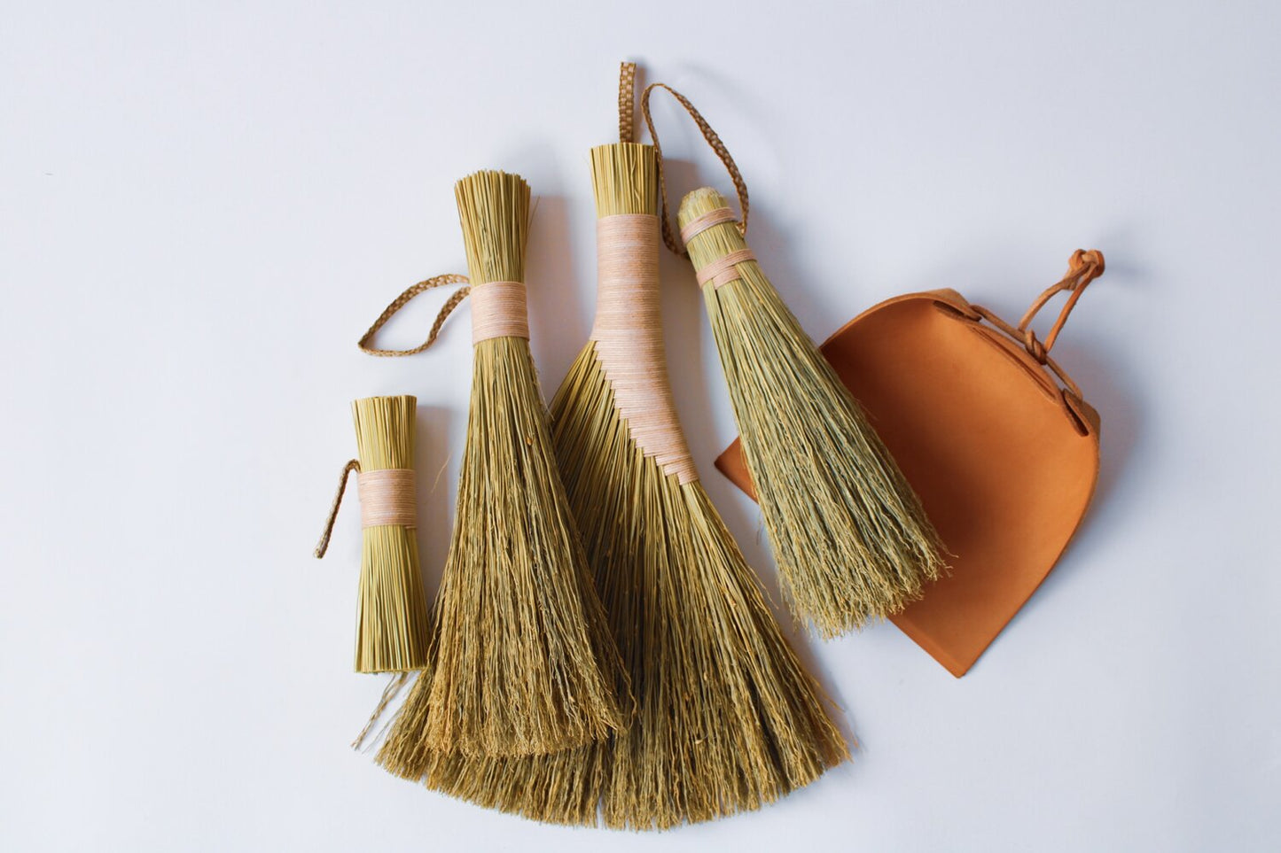 Dustpan-with-Scrub-Handbroom-and-Brushes-with-pink-threaded-handles