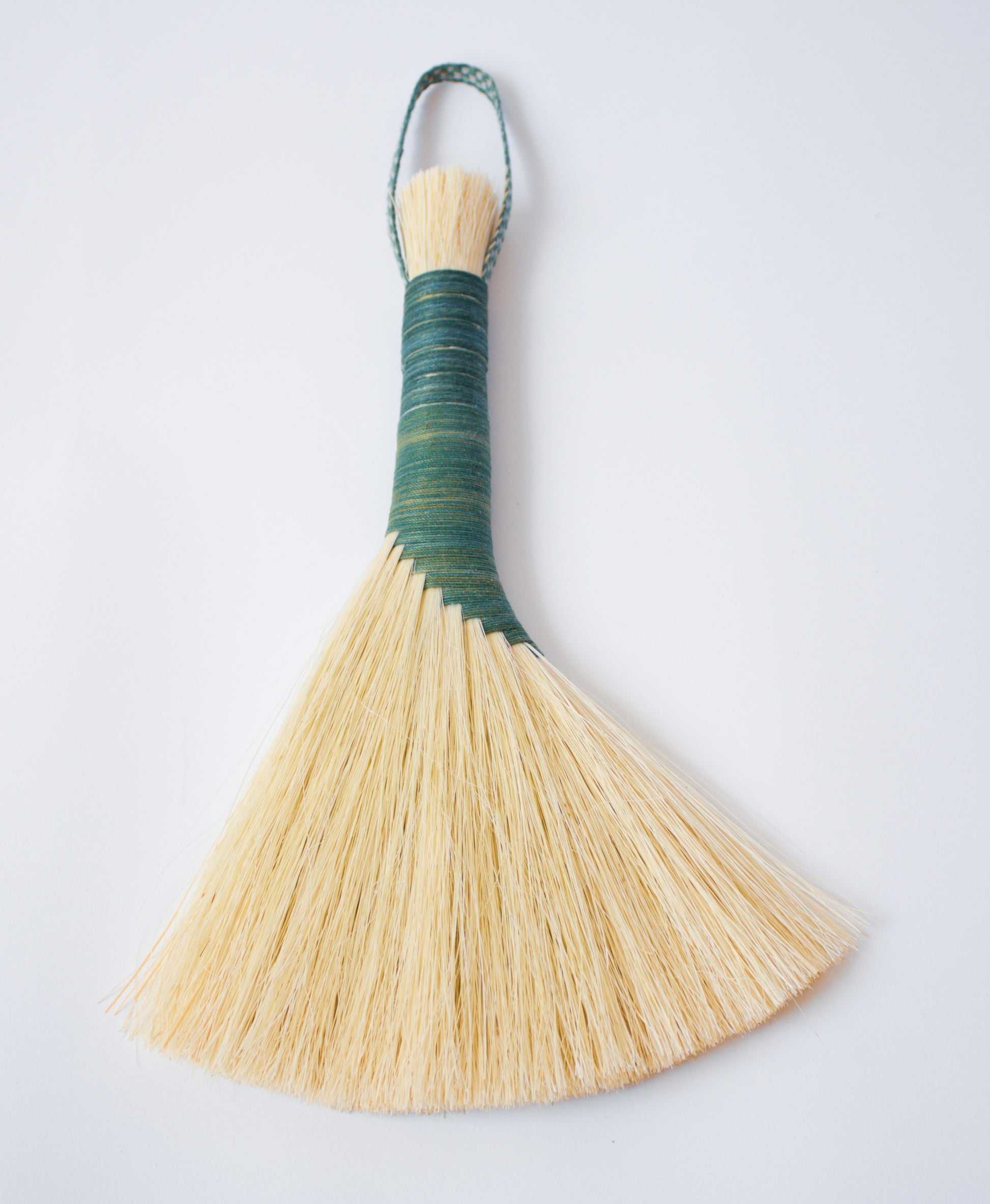 Tampico-handbroom-with-green-handle