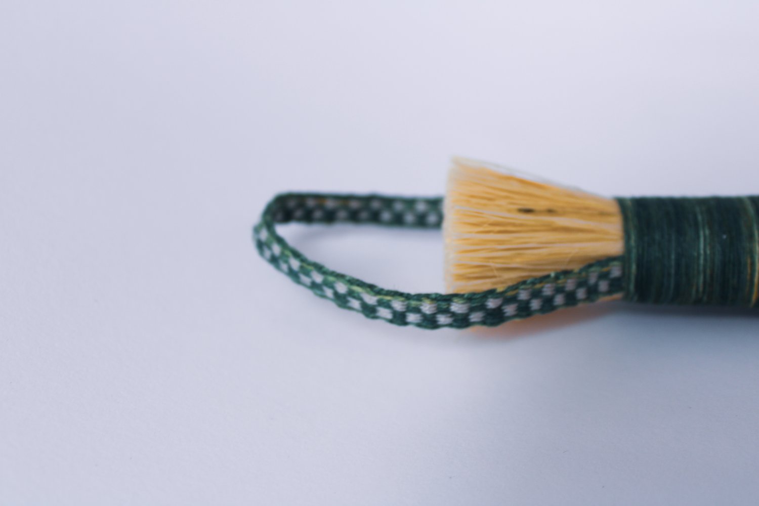 Tampico-handbroom-with-green-threaded-handle