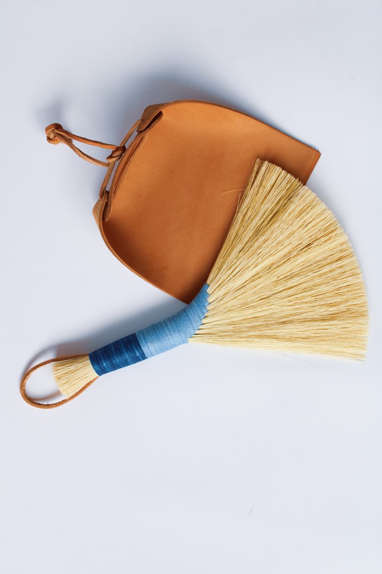 Two-Tone-Blue-Wing-With-Natural-leather-dustpan