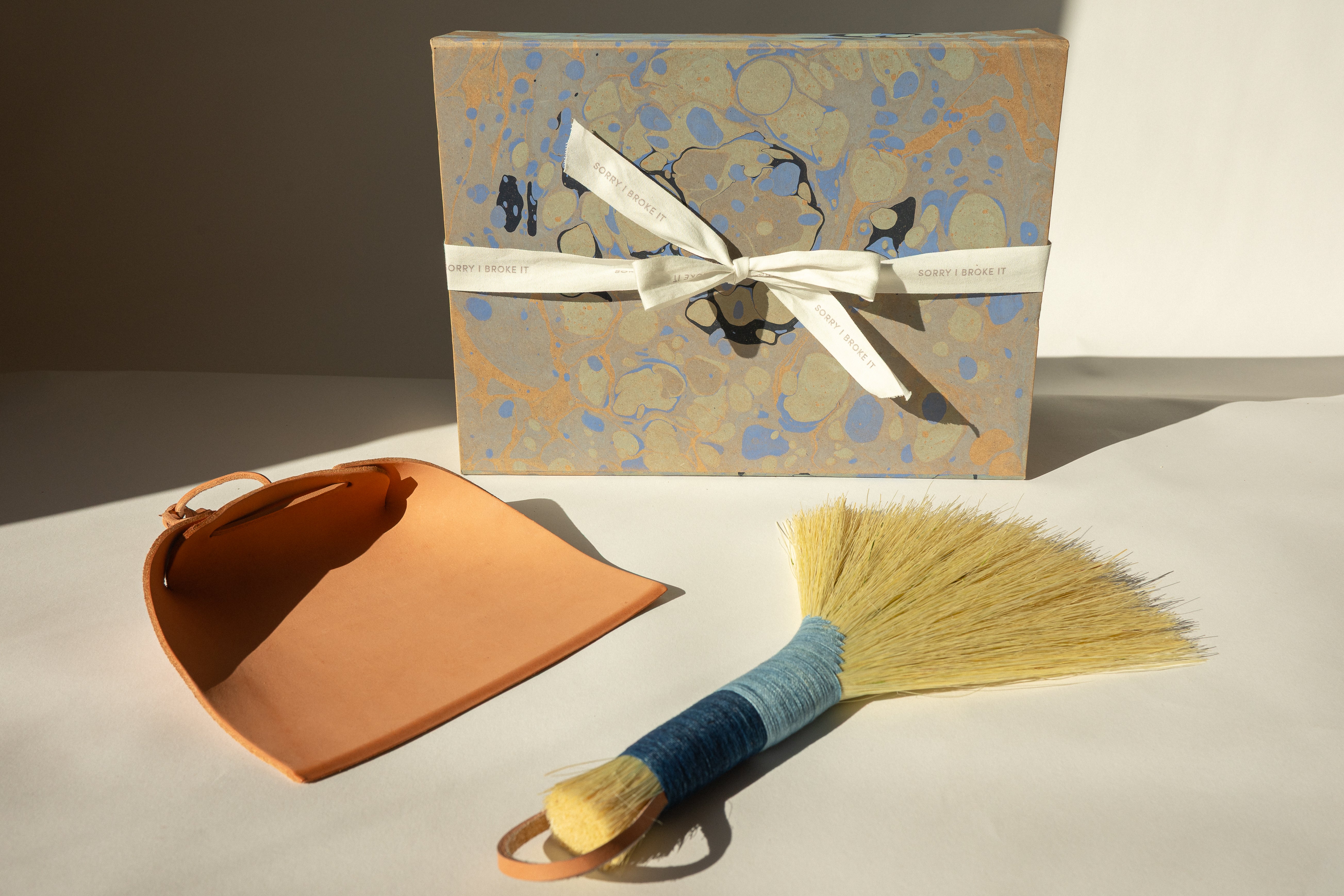 Sunhouse Craft Turkey Wing Broom and Dustpan - Thumbnail 5