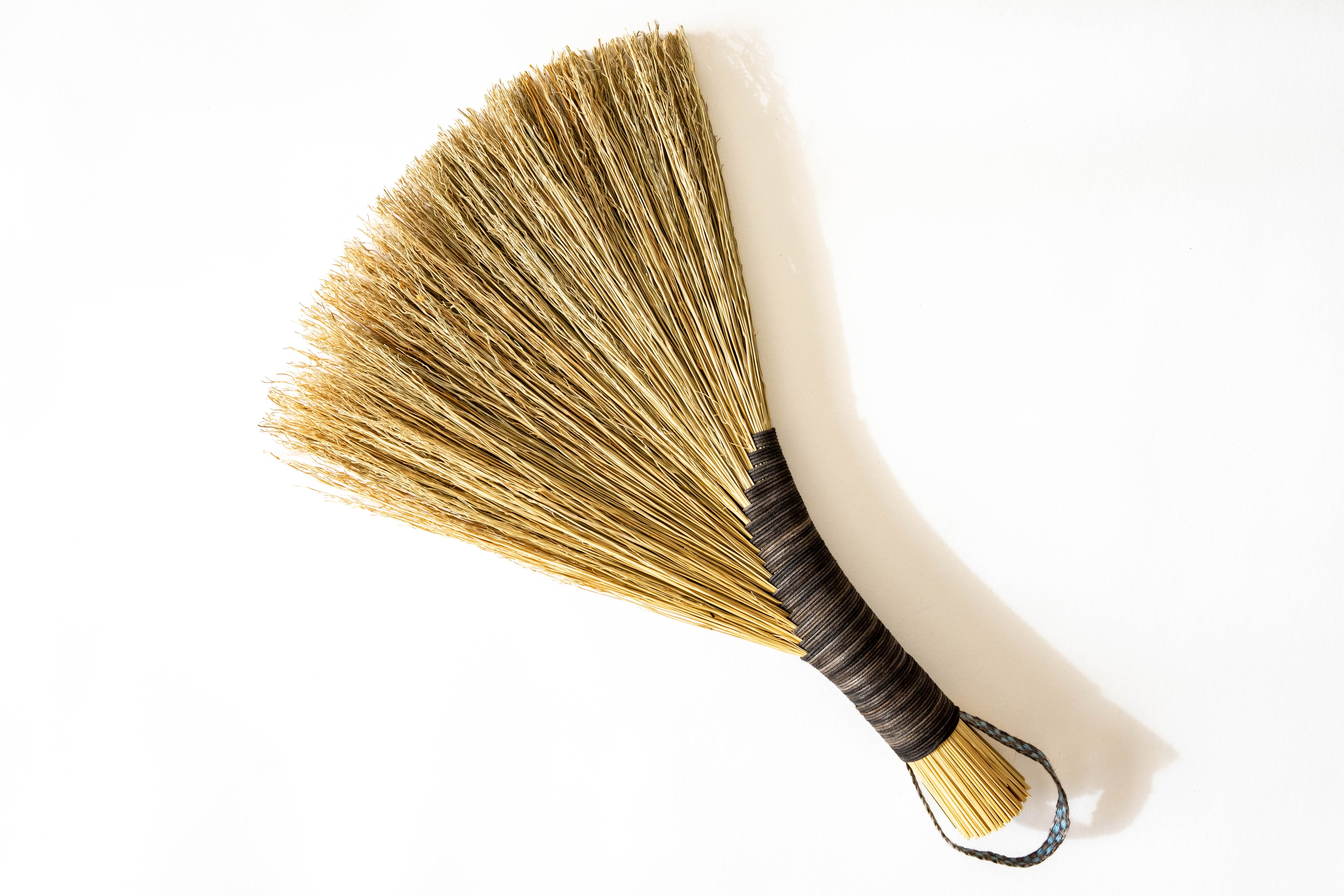 Sunhouse Craft Turkey Wing Hand Broom - Thumbnail 5