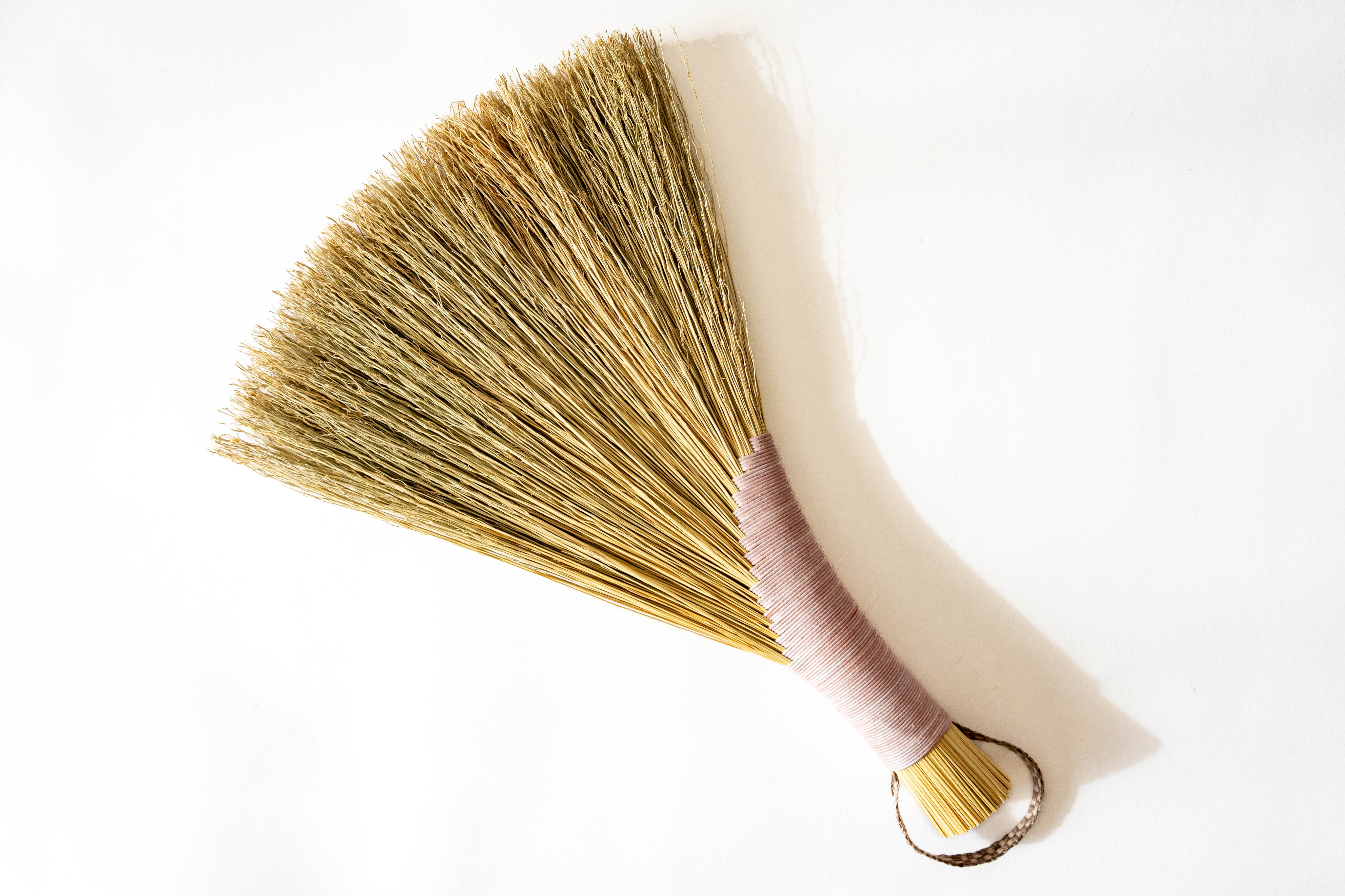 Sunhouse Craft Turkey Wing Hand Broom - Thumbnail 5